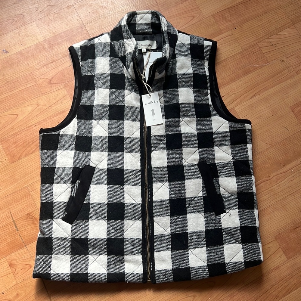 Vanilla Bay thick plaid vest size large